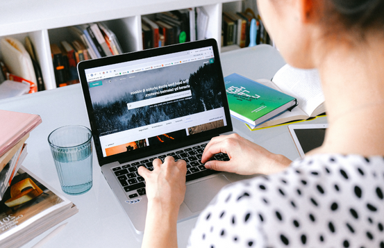 how to become a successful freelance designer