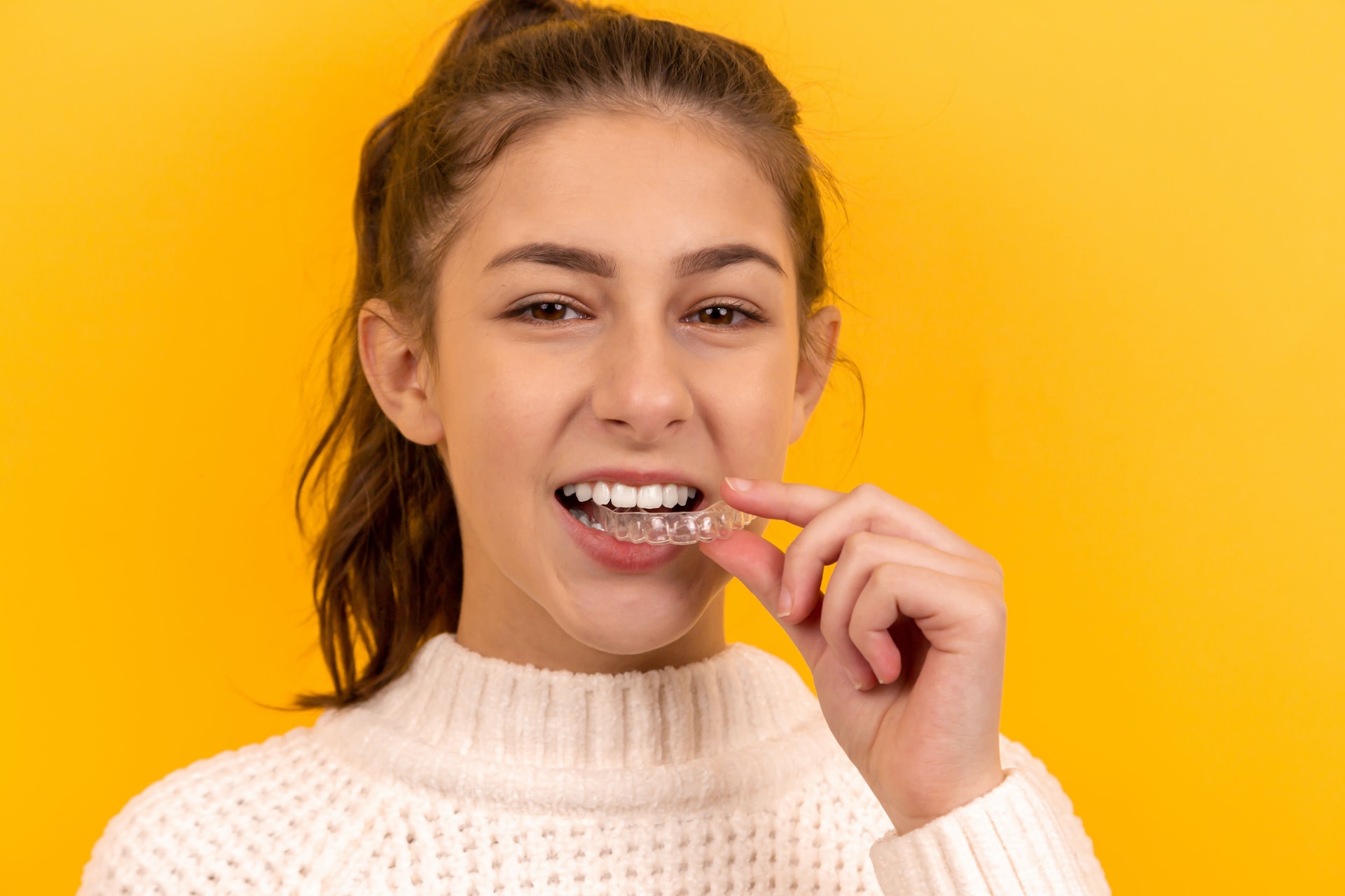 Why Are Clear Braces a Great Choice for Adults and Teens?