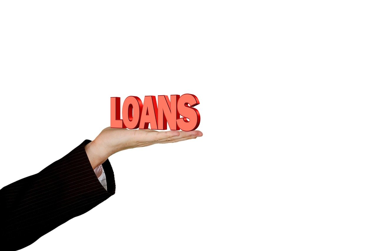 Exploring Cash Loan Pros & Cons: Should You Borrow Money?
