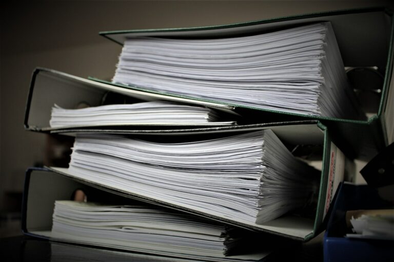 What are the Salient Features of a Records Lifecycle Management Solution?