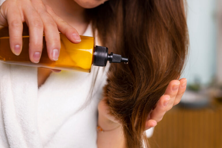 Best Natural Hair Oils for Shiny, Healthy Hair