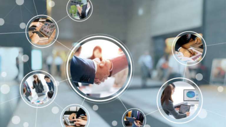 Social Commerce for Small Businesses: Strategies to Compete with Giants