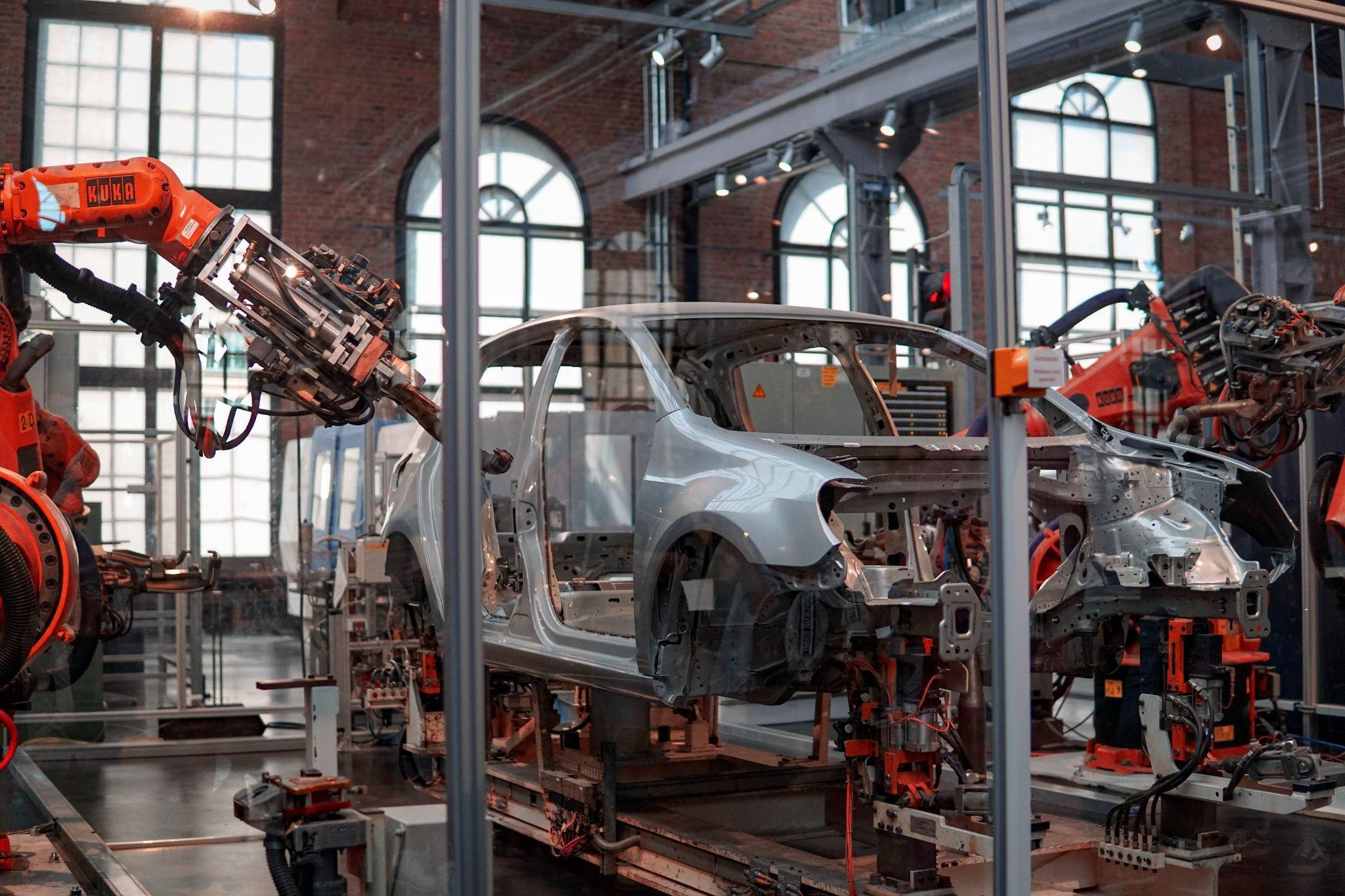 10 Cutting-Edge Technological and Innovative Trends in the Automotive Sector