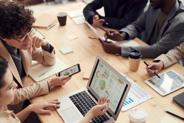 Building a Strong Online Presence: Tips from Digital Marketing Pros