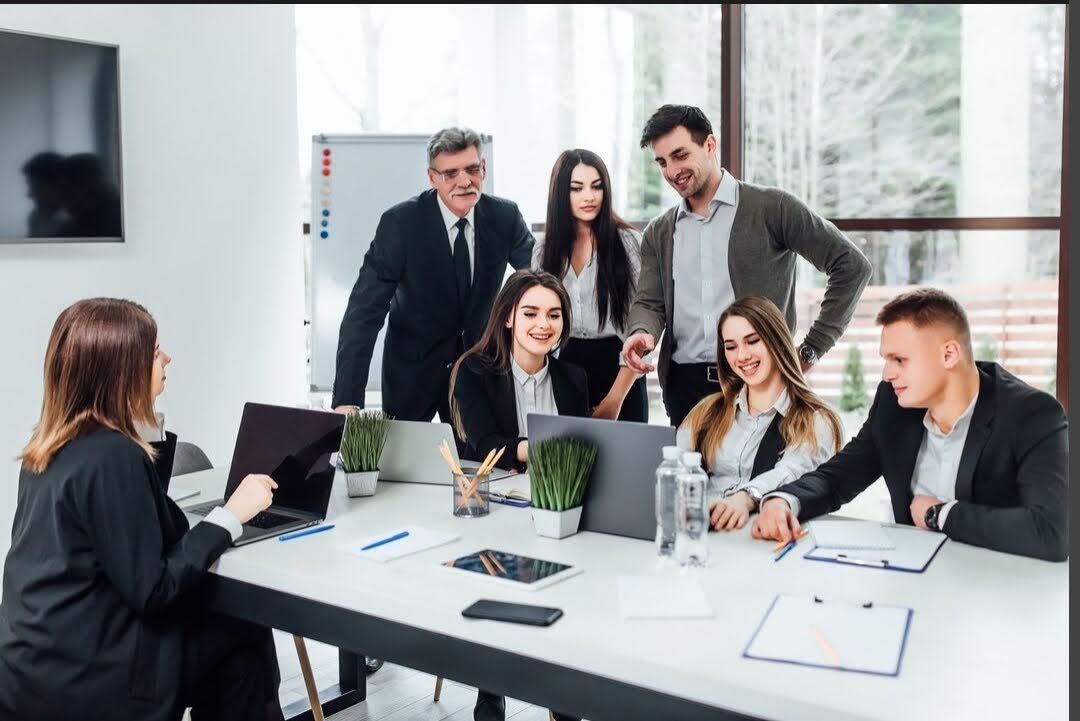 Practical Strategies for Motivating Teams and Encouraging Innovation