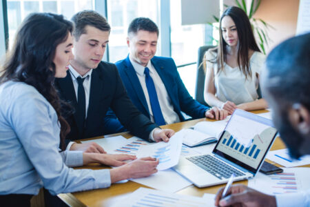 Empowering Your People: Strategies for Driving Team Motivation and Breakthrough Ideas