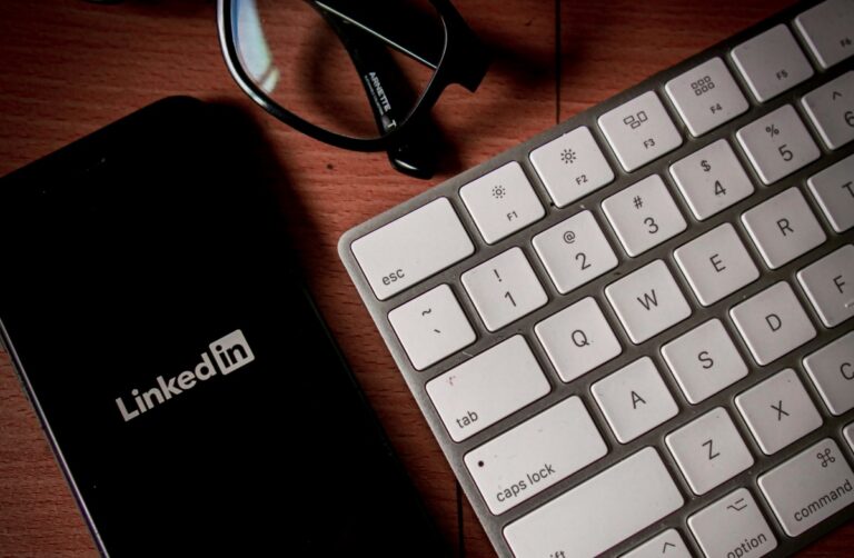 8 Trusted Sites to Buy LinkedIn Followers (Updated 2025) 8 Trusted Sites to Buy LinkedIn Followers (Updated 2025)