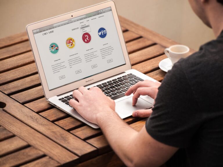 Personal Account Design Trends for Modern Websites