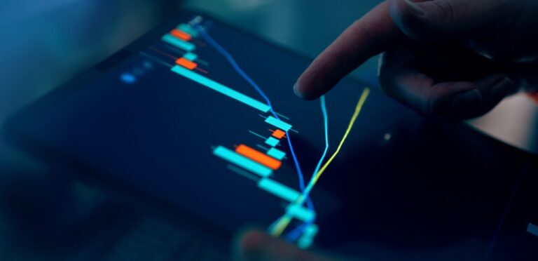 The Role of Visual Analysis in Trading Decisions The Role of Visual Analysis in Trading Decisions