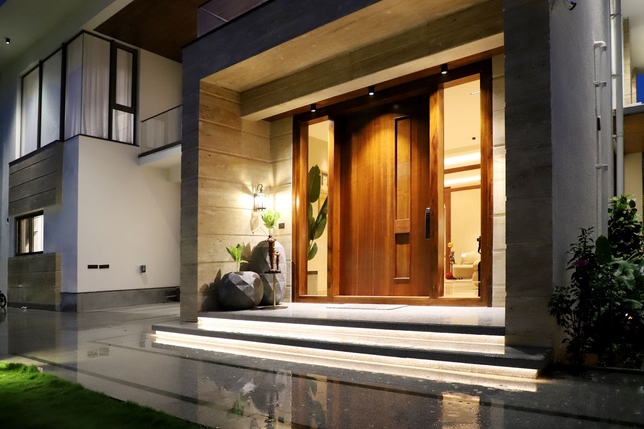 Why Luxury Homes Offer the Perfect Blend of Comfort and Exclusivity Why Luxury Homes Offer the Perfect Blend of Comfort and Exclusivity