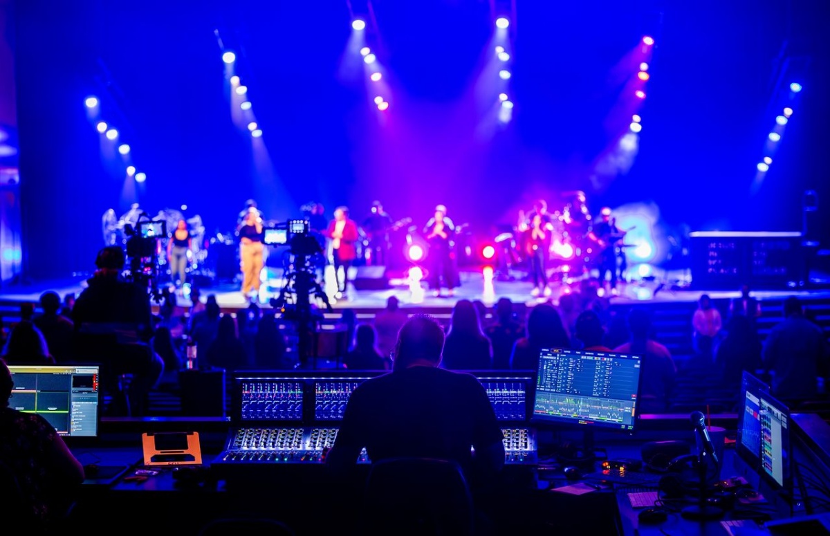 How Crafting Unique Experiences Elevates Your Event With A South Florida Event Production Company How Crafting Unique Experiences Elevates Your Event With A South Florida Event Production Company