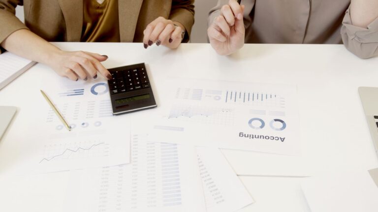 How Accounting Consultants Can Help Businesses Make Smarter Financial Decisions How Accounting Consultants Can Help Businesses Make Smarter Financial Decisions